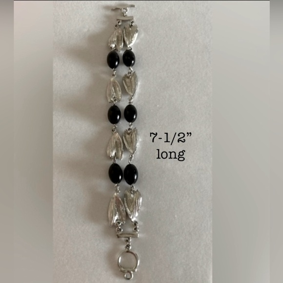 Vintage Silver and Black Bracelet - Picture 5 of 15